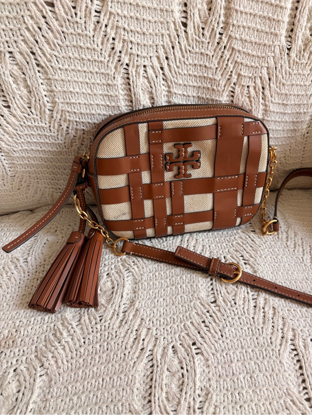Tory Burch Brown Leather & Cream Canvas Woven Camera Crossbody - Picture 1 of 5